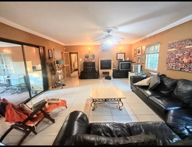 FARM FOR SALE IN GLEN AUSTIN